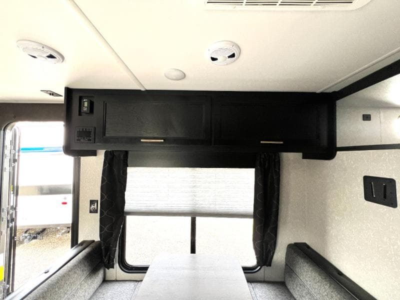 2021 Forest River 2021 Forest River Cherokee Grey Wolf - thumbnail 23