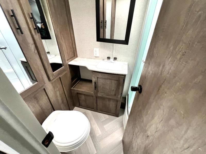 2021 Forest River 2021 Forest River Salem Cruise Lite - thumbnail 28