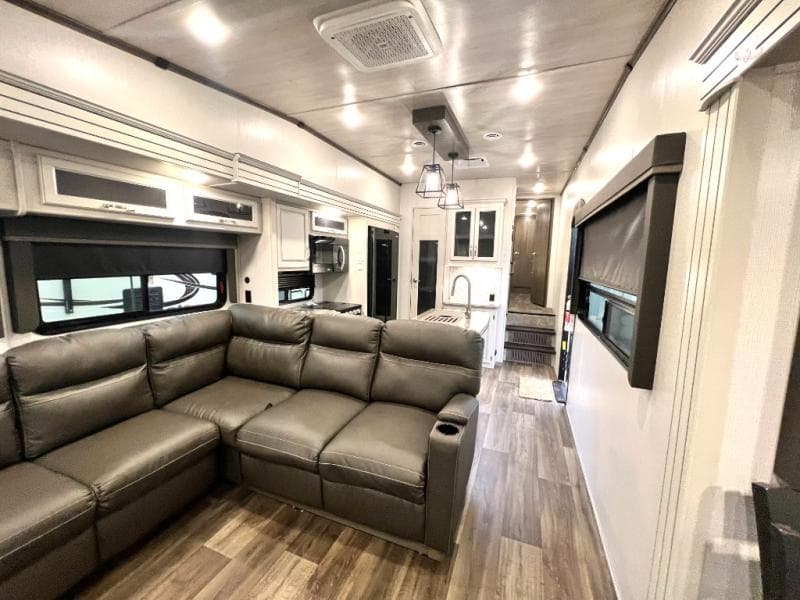 2023 Keystone 2023 Keystone Cougar - thumbnail 31