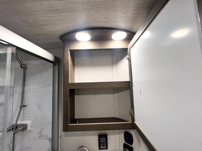 2023 Keystone 2023 Keystone Cougar - thumbnail 36