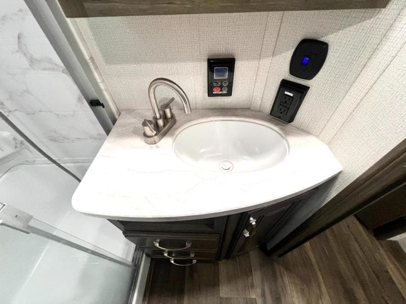 2023 Keystone 2023 Keystone Cougar - thumbnail 37