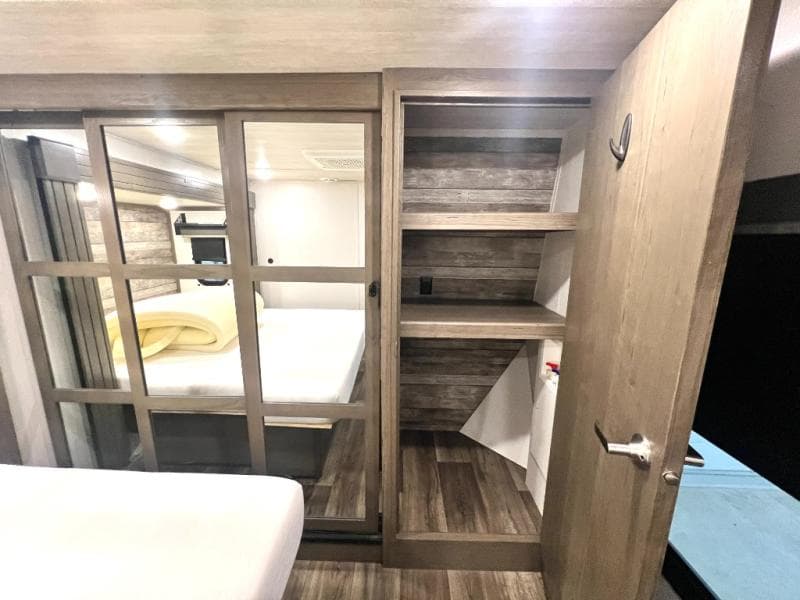 2023 Keystone 2023 Keystone Cougar - thumbnail 41