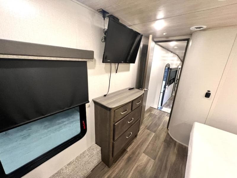 2023 Keystone 2023 Keystone Cougar - thumbnail 42