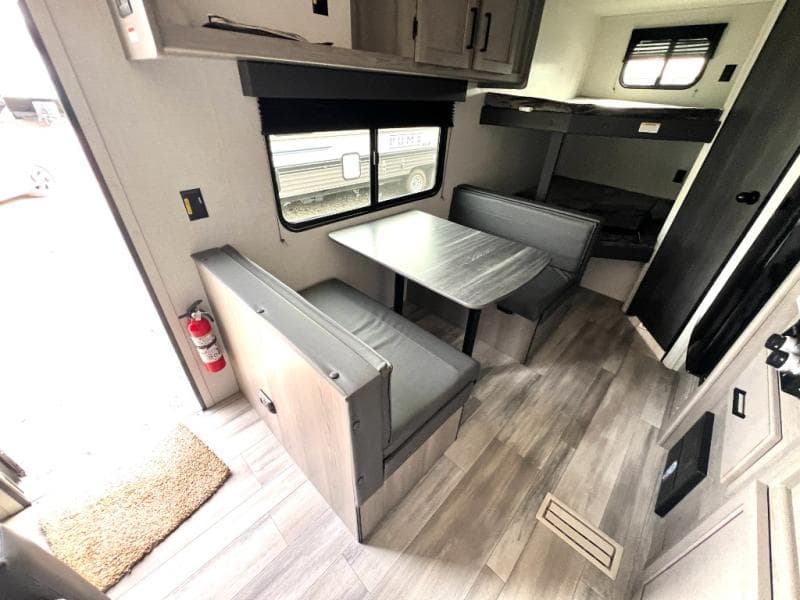 2024 Keystone 2024 Keystone KZ RV Hideout - thumbnail 19