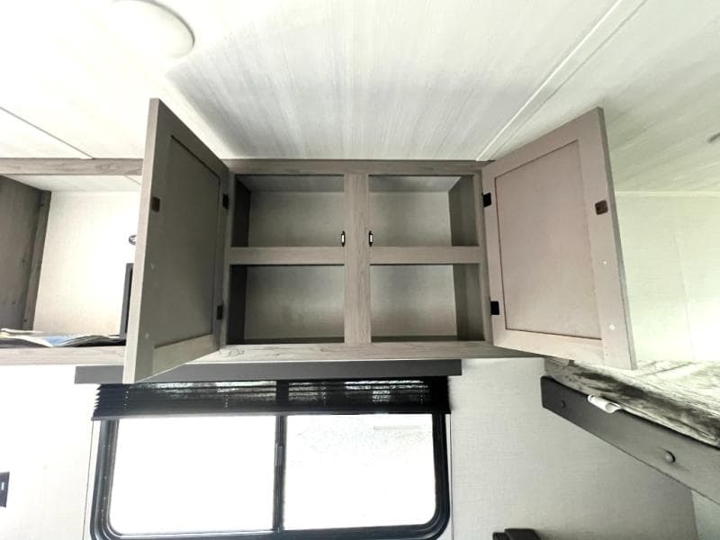 2024 Keystone 2024 Keystone KZ RV Hideout - thumbnail 21