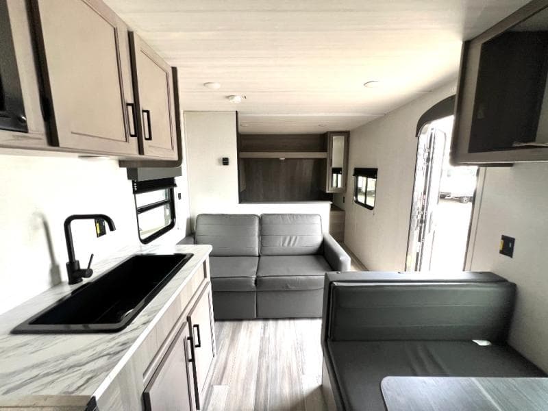 2024 Keystone 2024 Keystone KZ RV Hideout - thumbnail 29