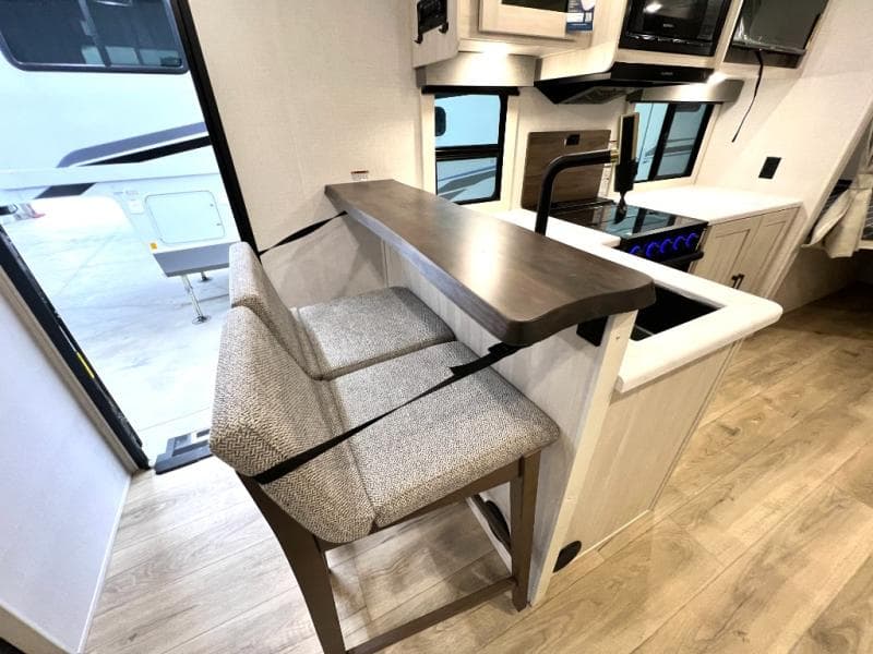 2026 Forest River 2026 Forest River Surveyor Legend - thumbnail 15