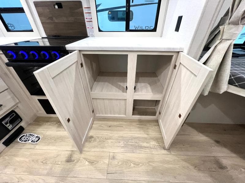 2026 Forest River 2026 Forest River Surveyor Legend - thumbnail 24