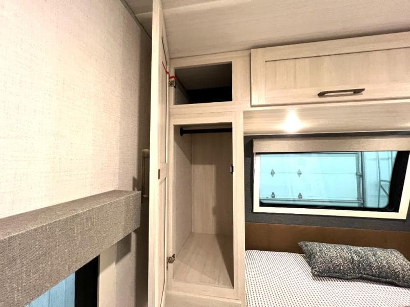 2026 Forest River 2026 Forest River Surveyor Legend - thumbnail 41