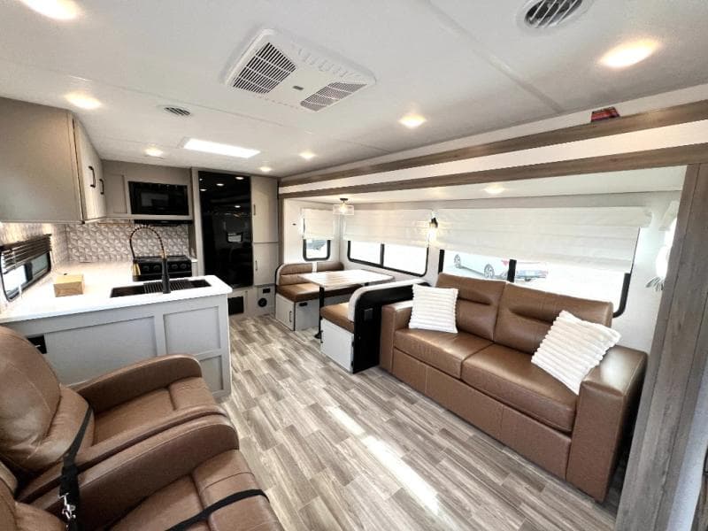 2024 Forest River 2024 Forest River Vibe - thumbnail 13