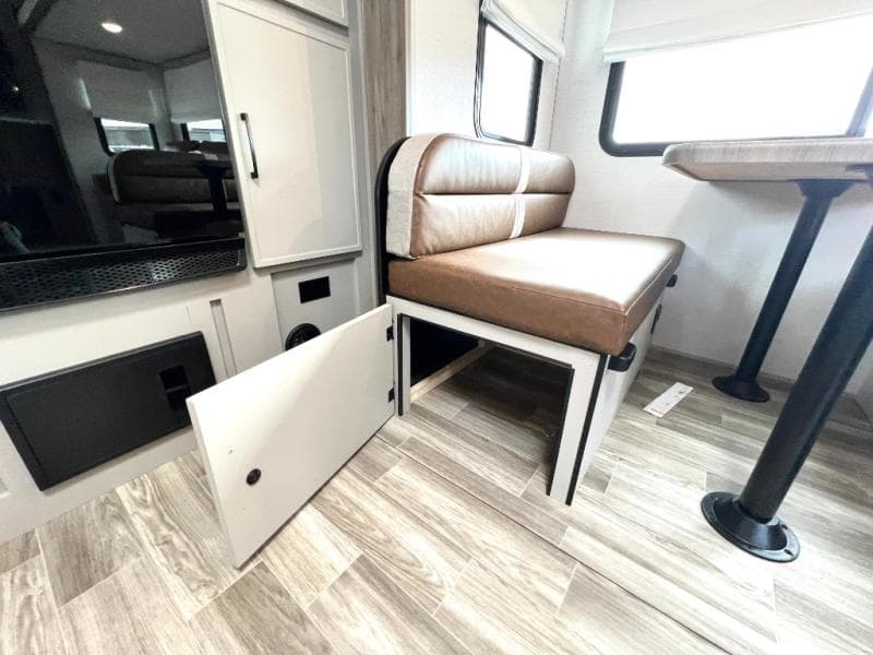 2024 Forest River 2024 Forest River Vibe - thumbnail 19