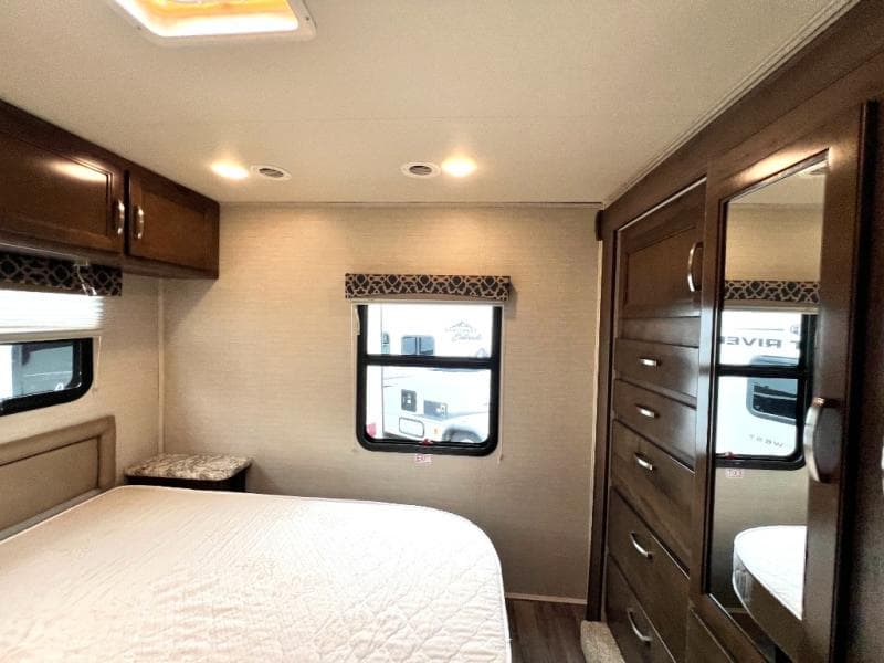 2020 Jayco 2020 Jayco Redhawk - thumbnail 49