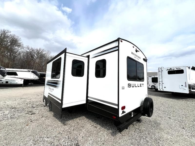 2026 Keystone 2026 Keystone Bullet Crossfire - thumbnail 6