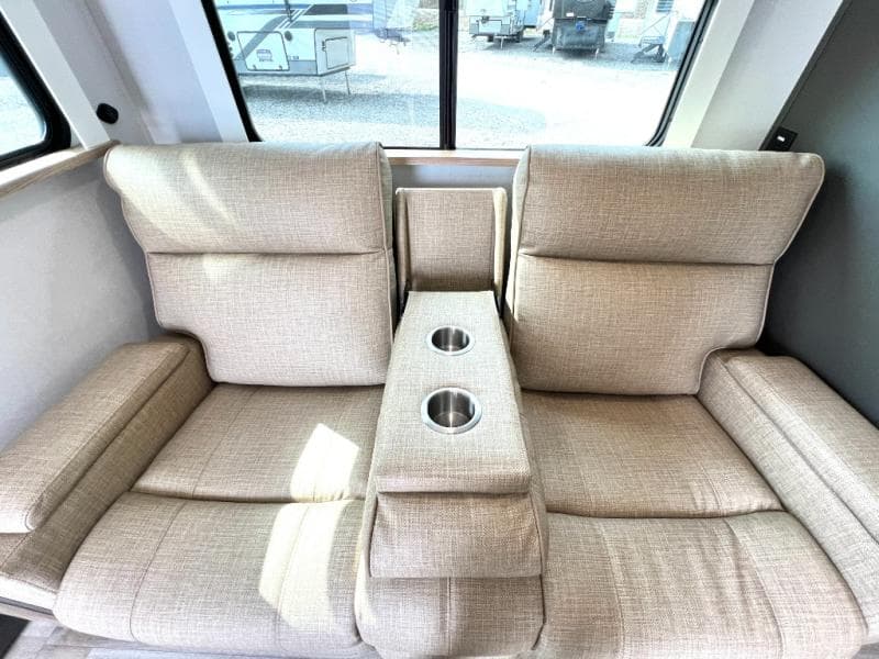 2026 Keystone 2026 Keystone Bullet Crossfire - thumbnail 25