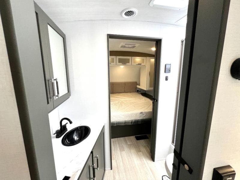 2026 Keystone 2026 Keystone Bullet Crossfire - thumbnail 28