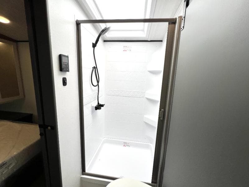 2026 Keystone 2026 Keystone Bullet Crossfire - thumbnail 29