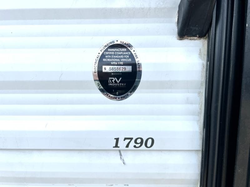 2021 Keystone 2021 Keystone Springdale Mini - thumbnail 9