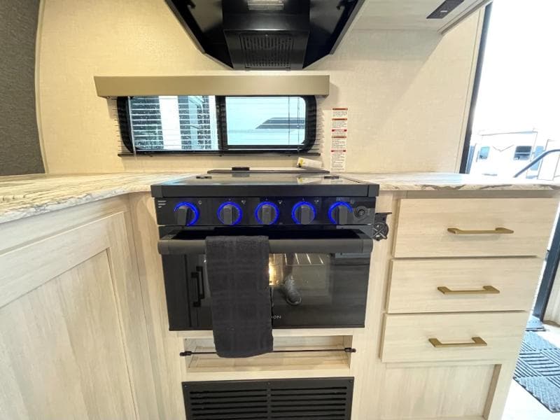 2024 Forest River 2024 Forest River Surveyor Legend - thumbnail 27