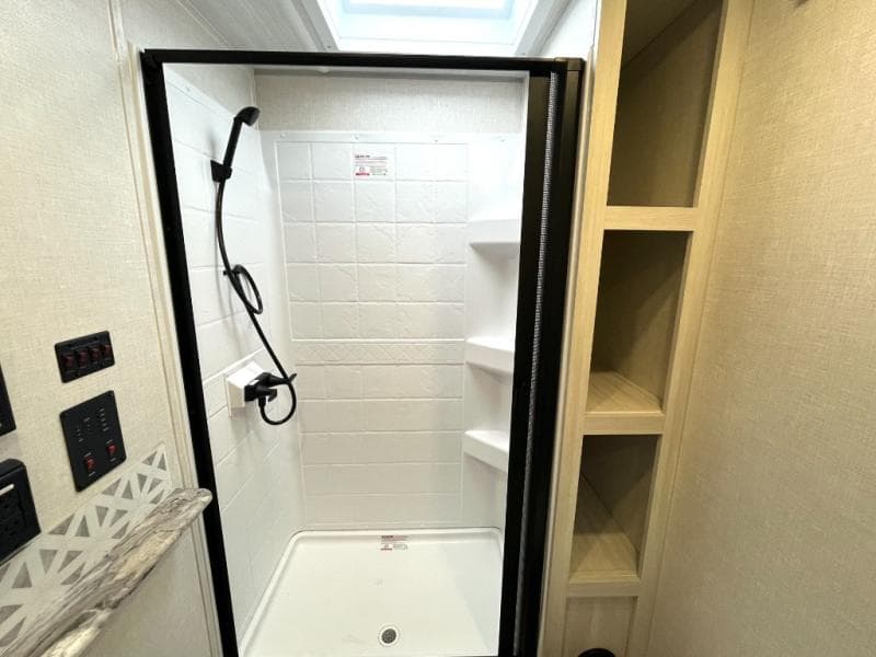 2024 Forest River 2024 Forest River Surveyor Legend - thumbnail 37