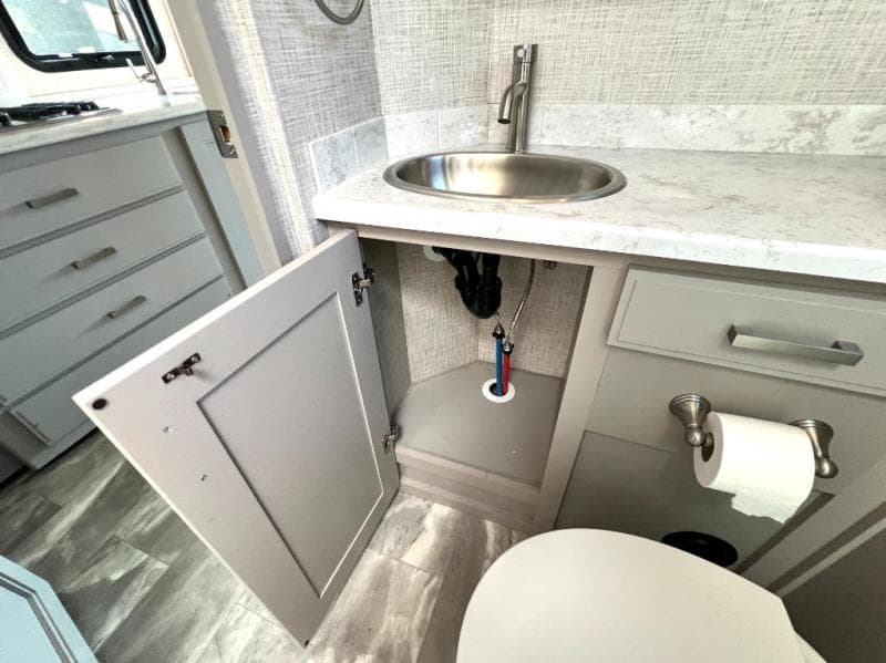 2023 Thor Motor Coach 2023 Thor Motor Coach Challenger - thumbnail 56