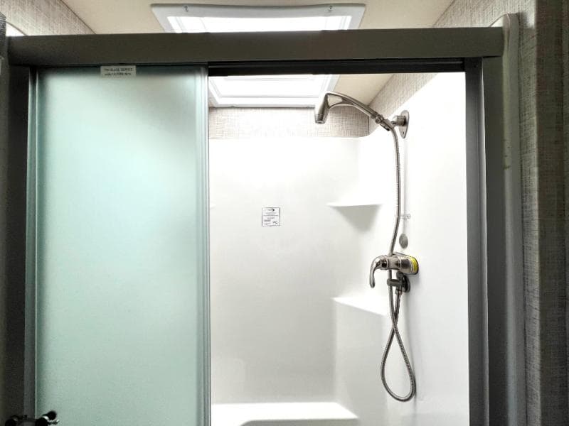 2023 Thor Motor Coach 2023 Thor Motor Coach Challenger - thumbnail 58