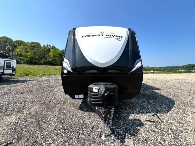 2025 East To West 2025 East To West Alta - thumbnail 7