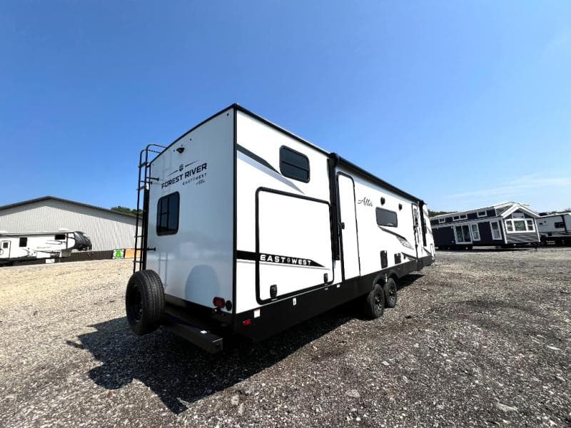 2025 East To West 2025 East To West Alta - thumbnail 12