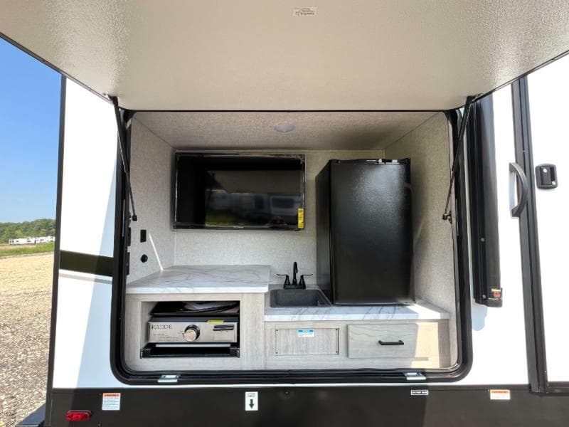 2025 East To West 2025 East To West Alta - thumbnail 17