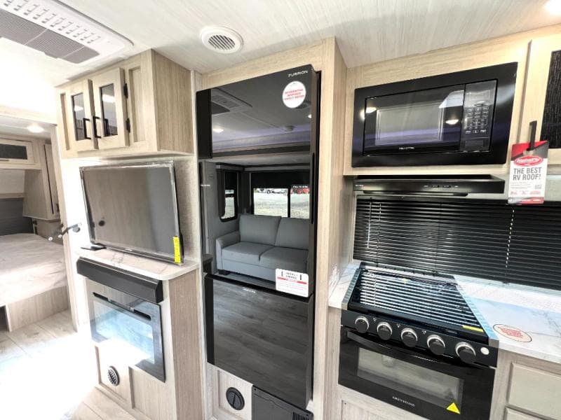 2025 East To West 2025 East To West Alta - thumbnail 27