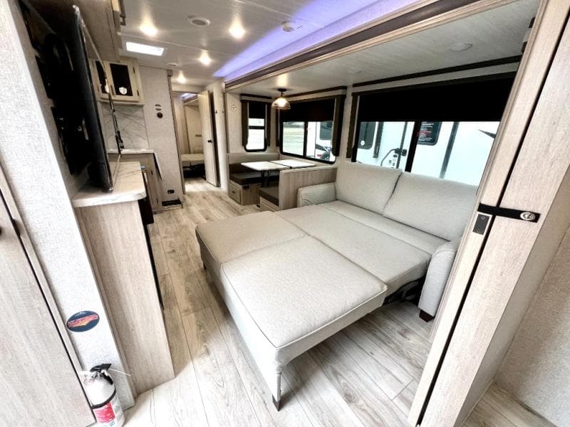 2025 East To West 2025 East To West Alta - thumbnail 46