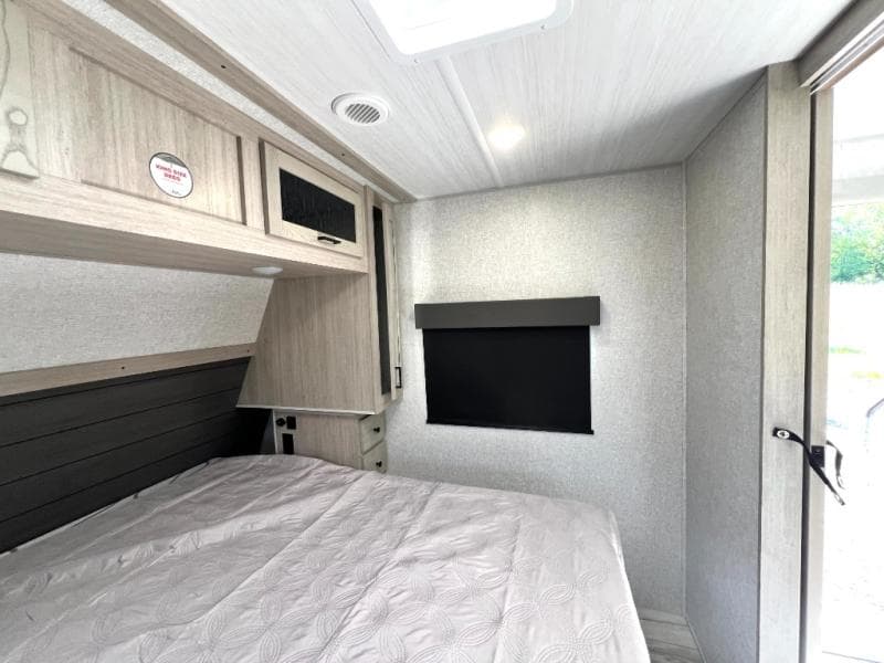 2025 East To West 2025 East To West Alta - thumbnail 55