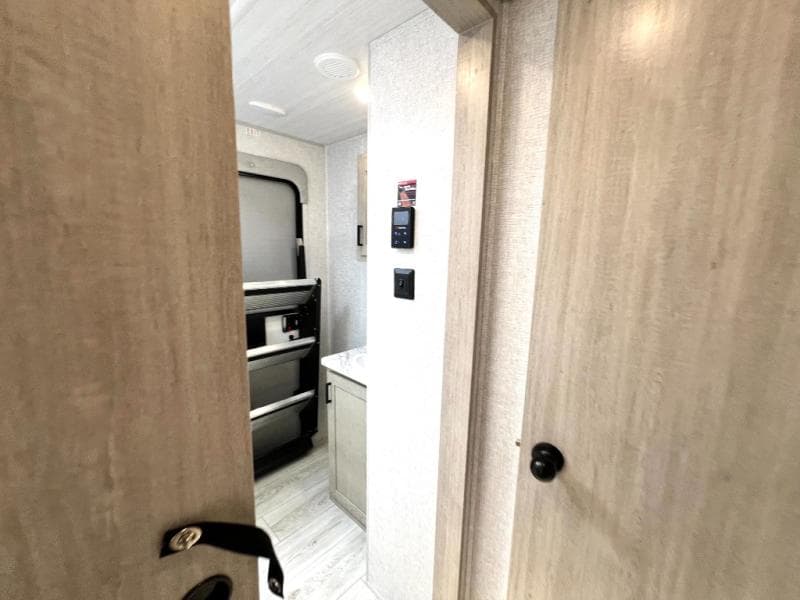 2025 East To West 2025 East To West Alta - thumbnail 62