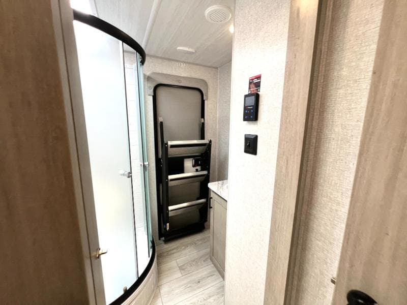 2025 East To West 2025 East To West Alta - thumbnail 63