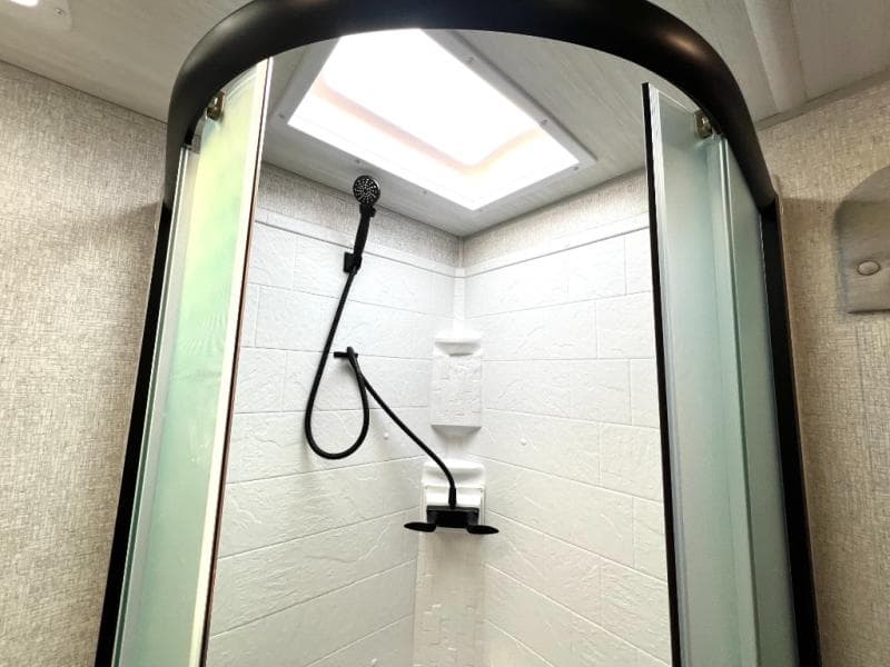 2025 East To West 2025 East To West Alta - thumbnail 65