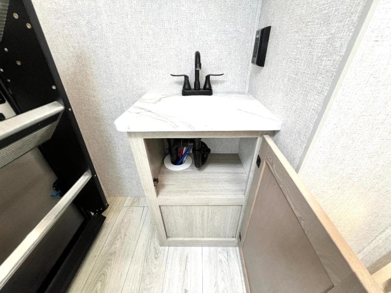 2025 East To West 2025 East To West Alta - thumbnail 72