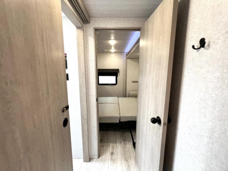 2025 East To West 2025 East To West Alta - thumbnail 73