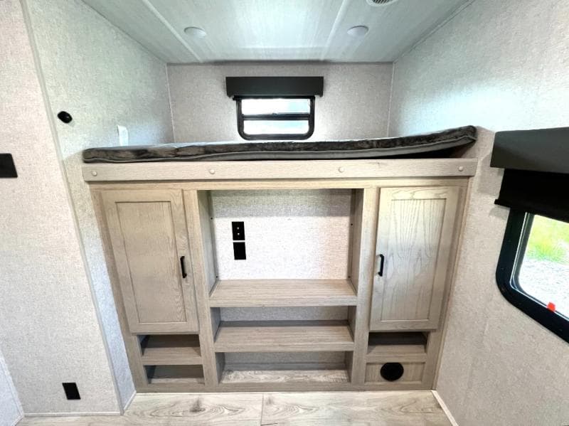 2025 East To West 2025 East To West Alta - thumbnail 78