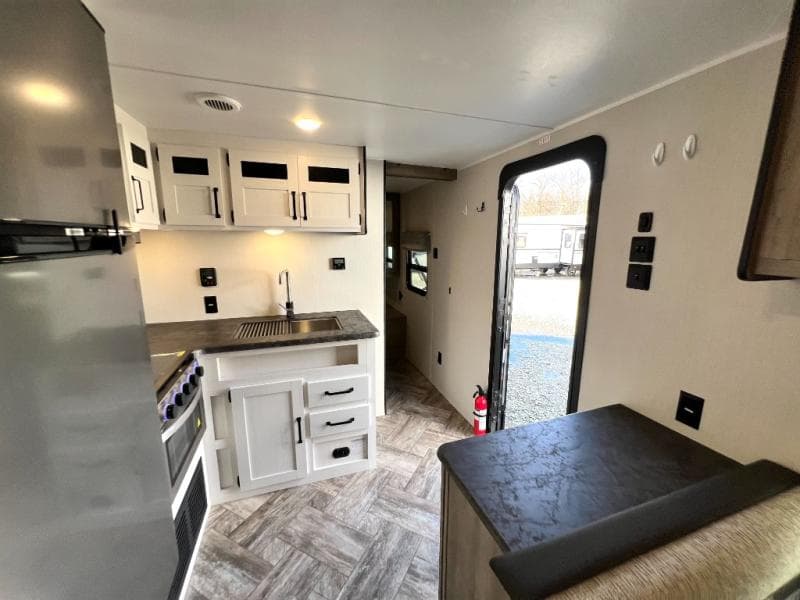 2023 Palomino 2023 Palomino Puma - thumbnail 57