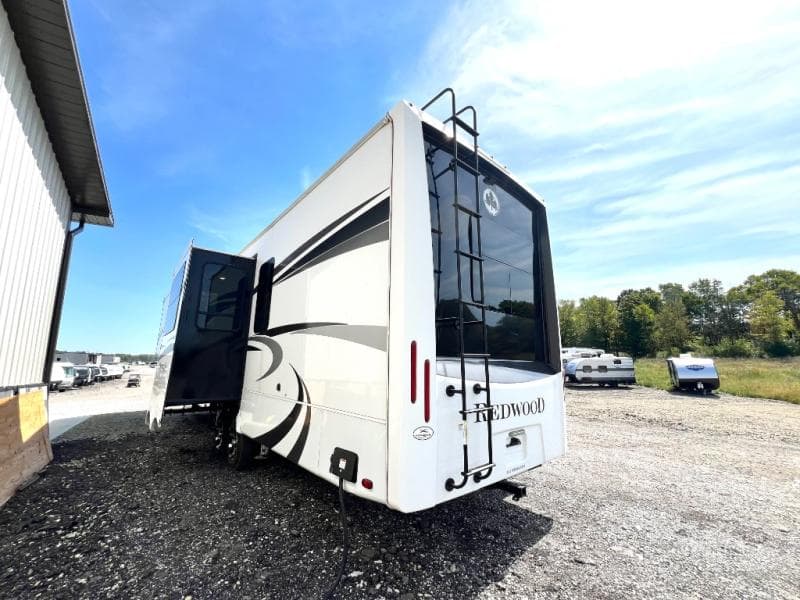 2022 CrossRoads 2022 CrossRoads Redwood - thumbnail 6