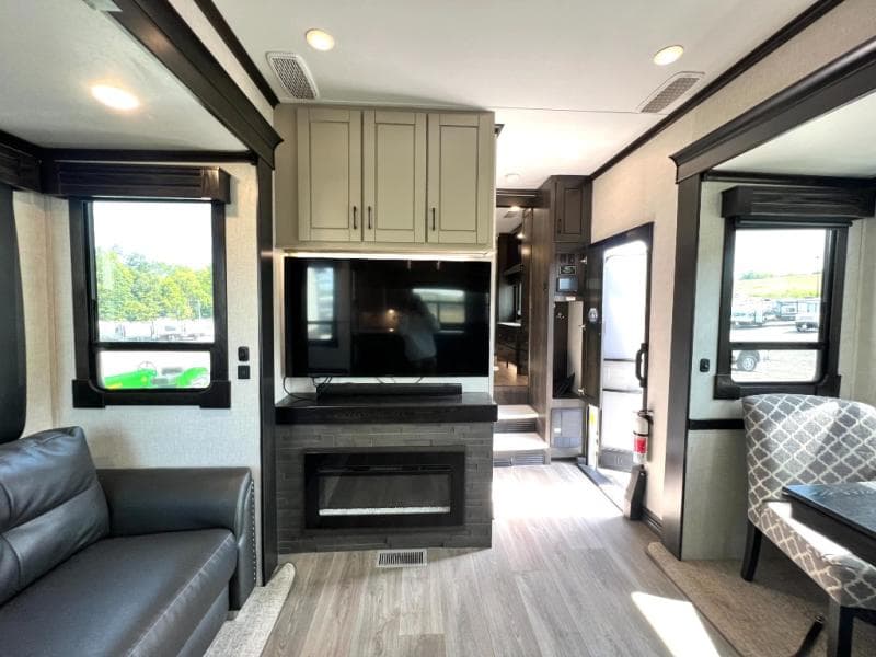 2022 CrossRoads 2022 CrossRoads Redwood - thumbnail 23