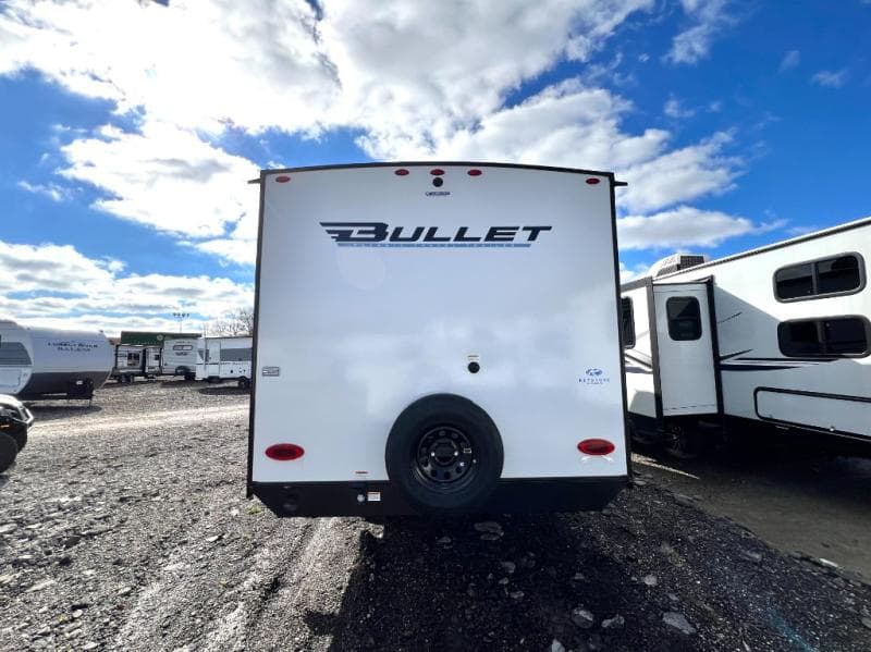 2025 Keystone 2025 Keystone Bullet Crossfire - thumbnail 7