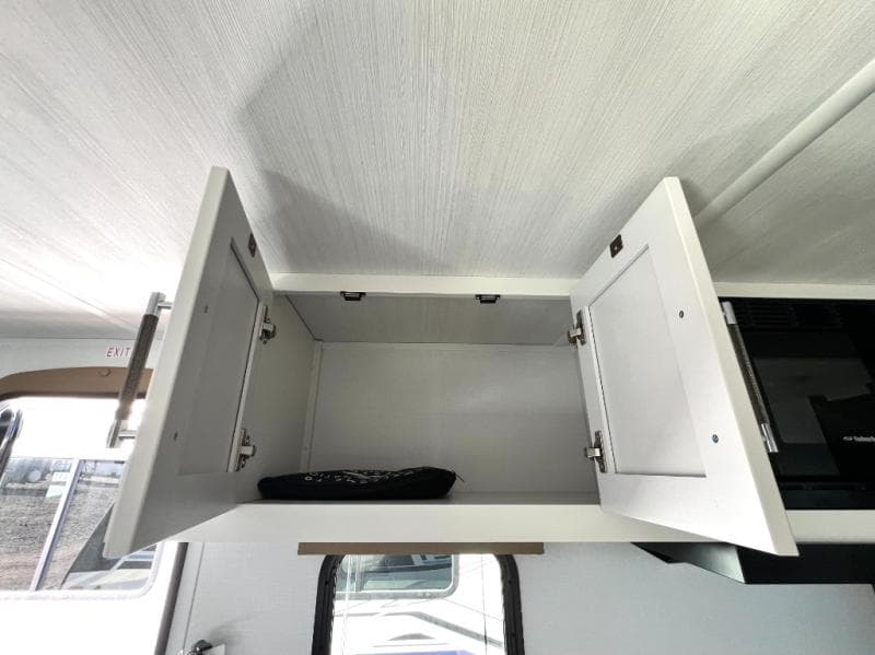 2025 Keystone 2025 Keystone Bullet Crossfire - thumbnail 17