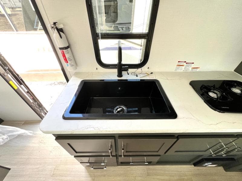 2025 Keystone 2025 Keystone Bullet Crossfire - thumbnail 18