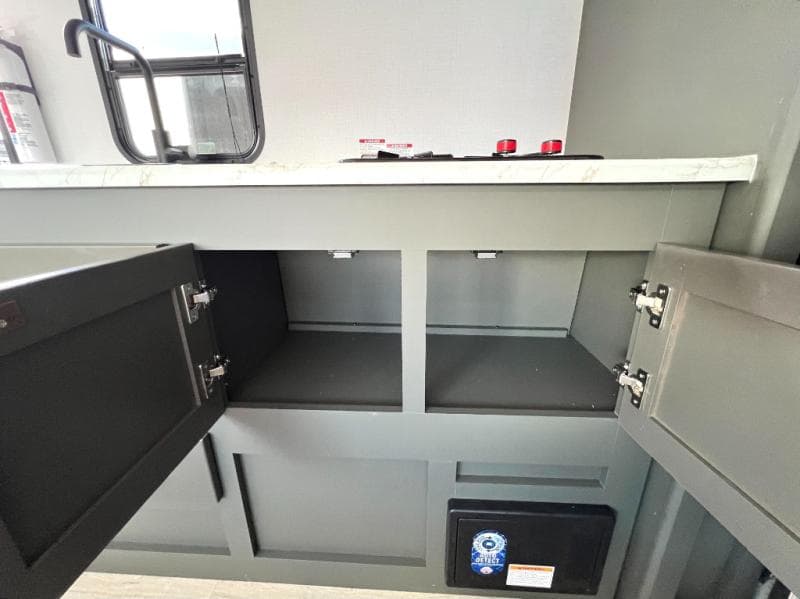 2025 Keystone 2025 Keystone Bullet Crossfire - thumbnail 24