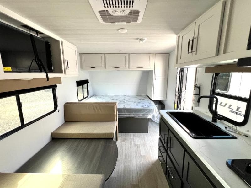 2025 Keystone 2025 Keystone Bullet Crossfire - thumbnail 38