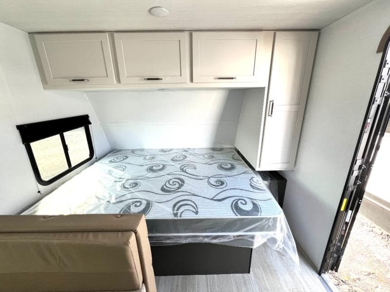 2025 Keystone 2025 Keystone Bullet Crossfire - thumbnail 40