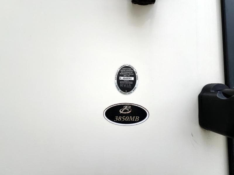 2019 Heartland 2019 Heartland Big Country - thumbnail 10