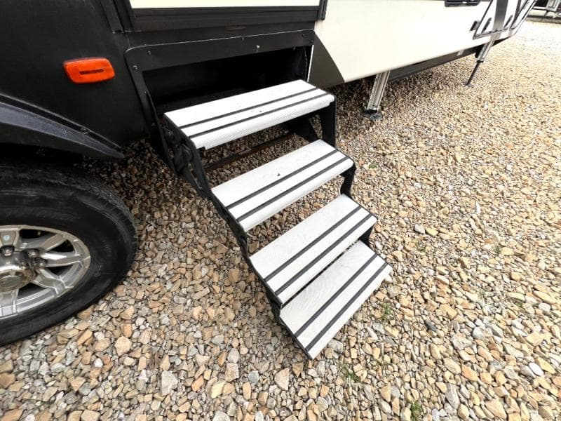 2019 Heartland 2019 Heartland Big Country - thumbnail 15