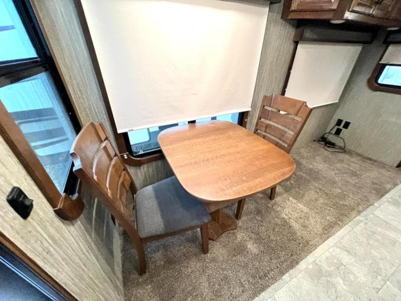 2019 Heartland 2019 Heartland Big Country - thumbnail 18