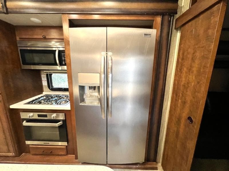 2019 Heartland 2019 Heartland Big Country - thumbnail 38